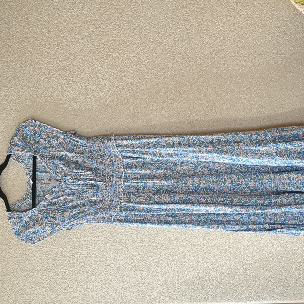 Women's dress